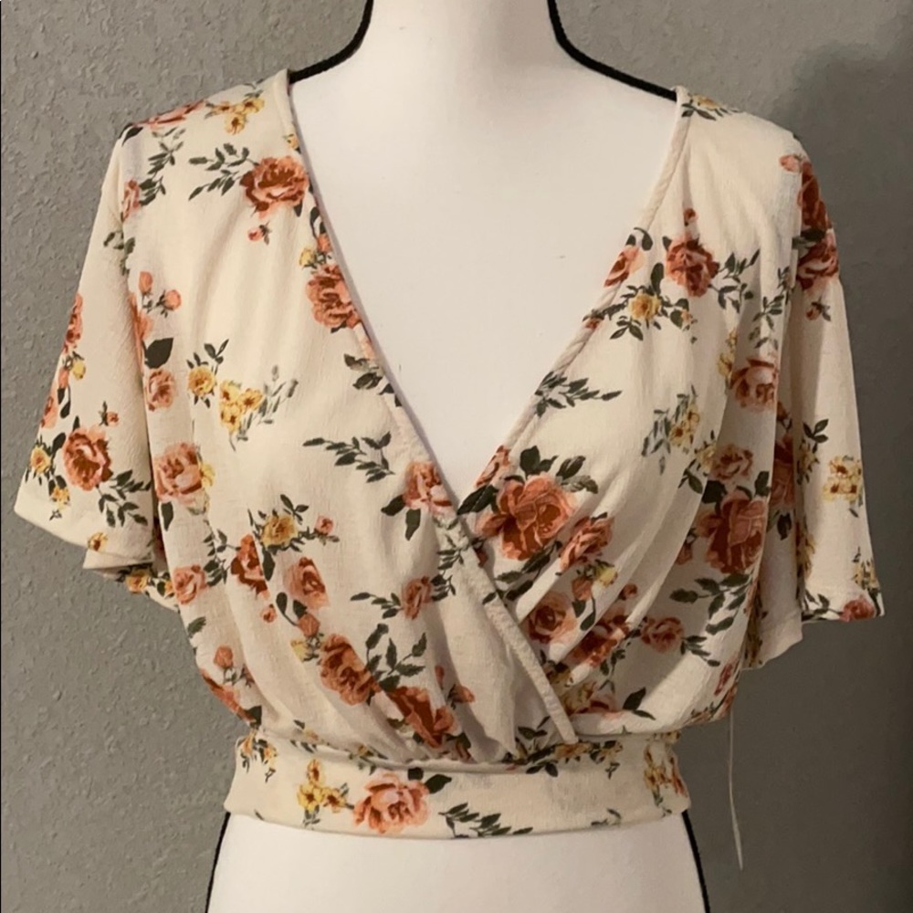 Orange kiss flower top